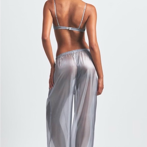 Skims liquid organza scoop bra - Picture 3 of 3